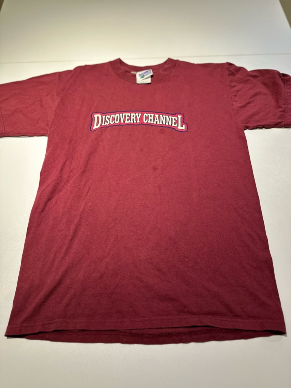 CHANEL Short-Sleeve Crewneck Tee in Deep Red